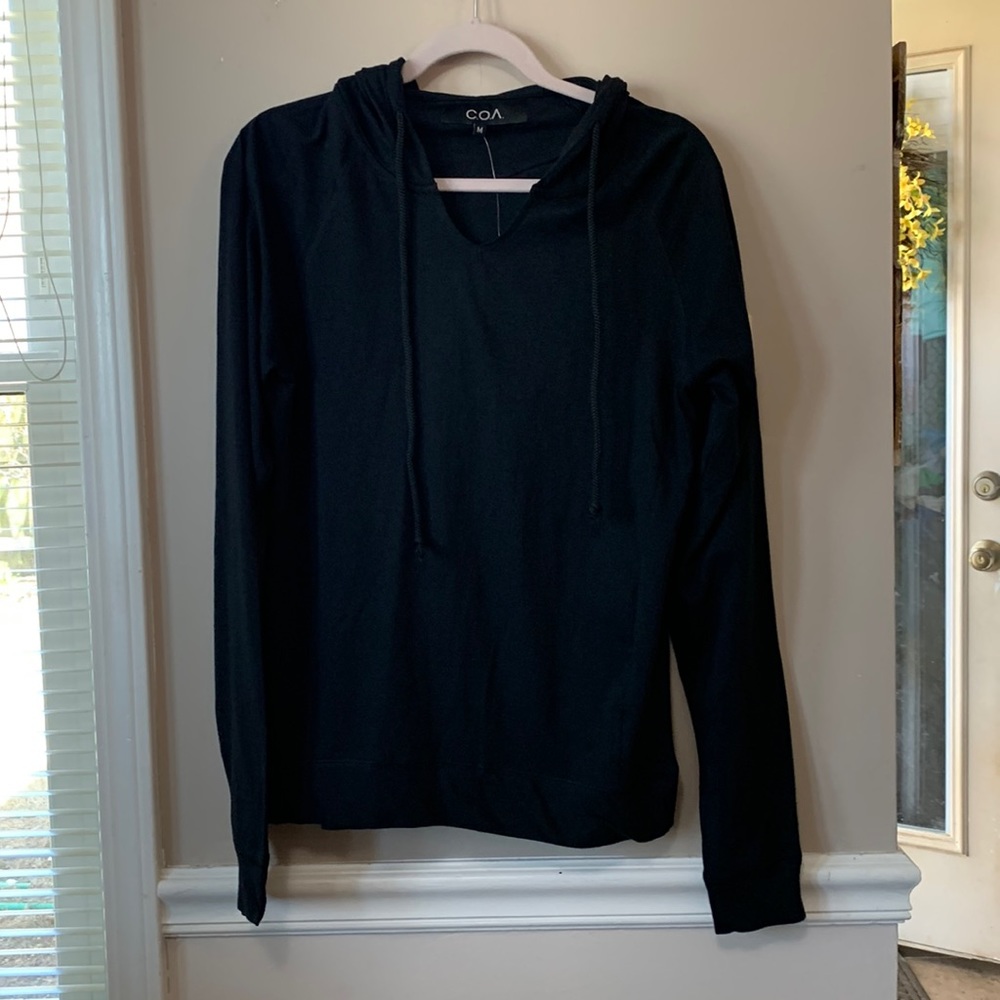 COA Woman’s M Black L/S Hooded Top NWT